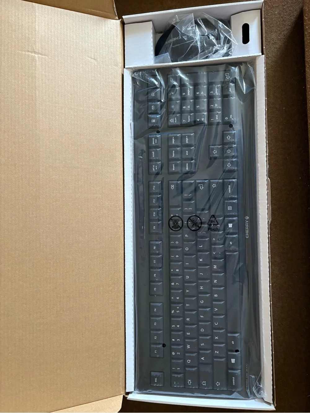 Brand new Black Wireless Keyboard and Mouse Combo